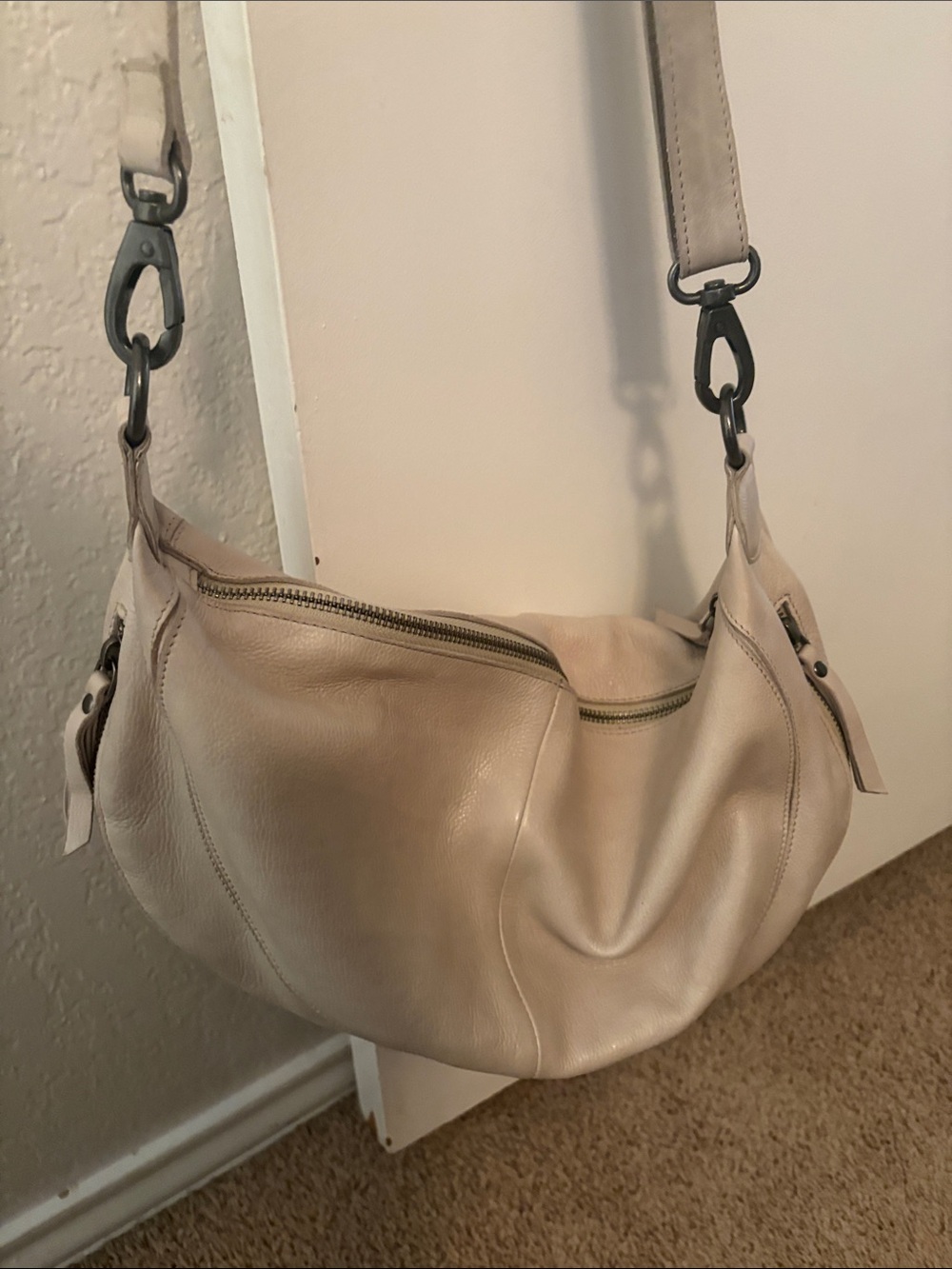 Latico leather bag - Picture 2 of 9